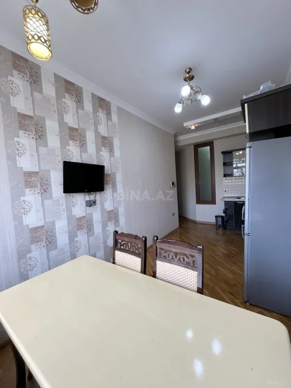 Kirayə verilir 3 otaqlı mənzil 90 m²