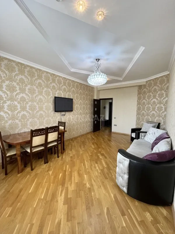 Kirayə verilir 3 otaqlı mənzil 90 m²