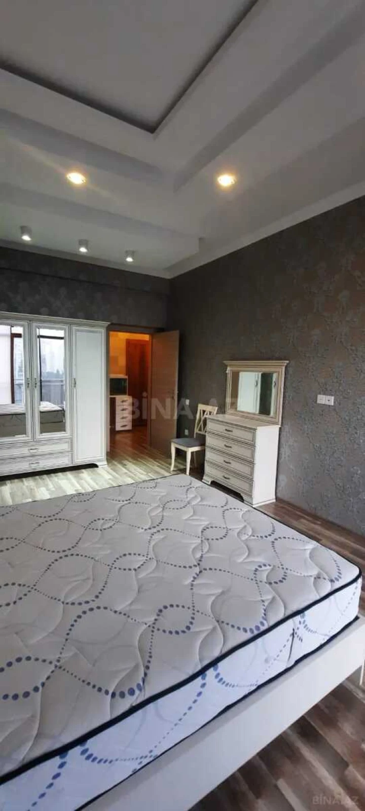 Kirayə verilir 3 otaqlı mənzil 90 m²
