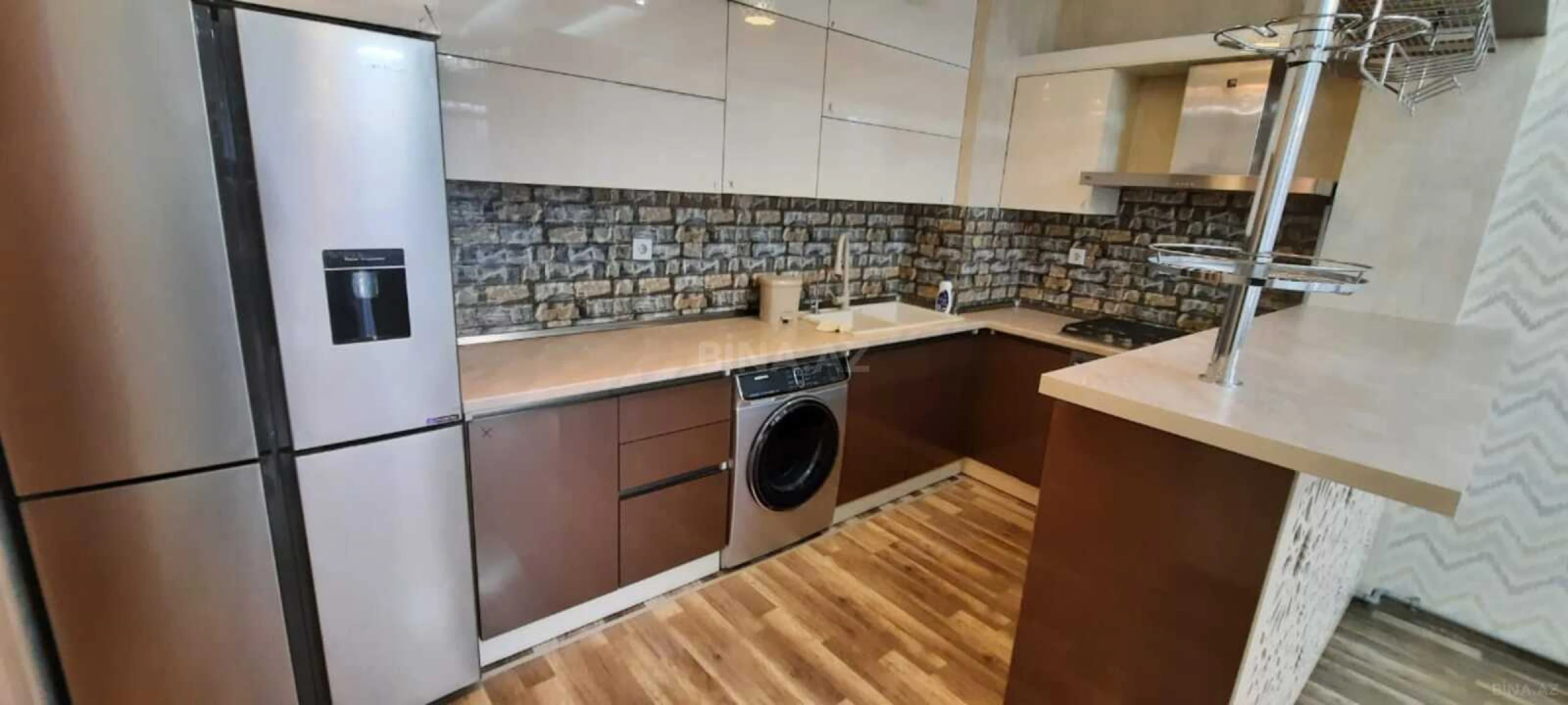 Kirayə verilir 3 otaqlı mənzil 90 m²