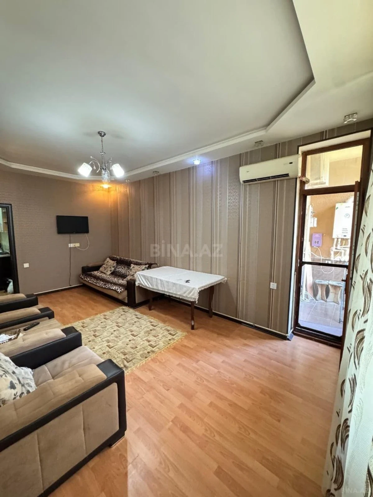 Satılır 2 otaqlı mənzil 63 m²