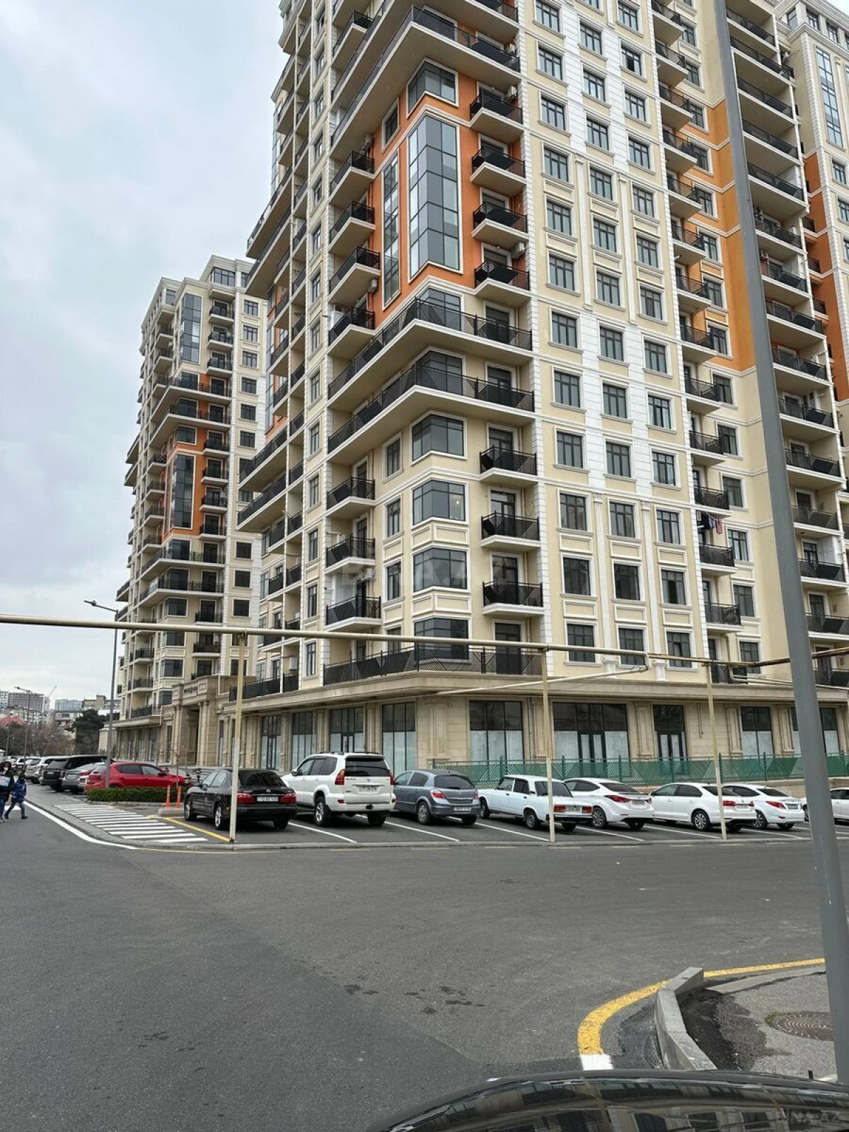 Kirayə verilir 2 otaqlı mənzil 60 m²