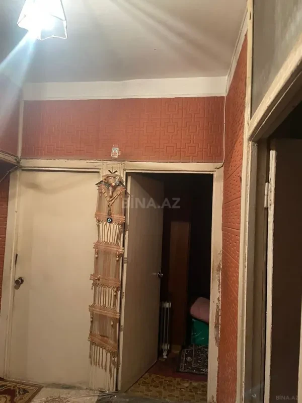 Satılır 4 otaqlı mənzil 115 m²