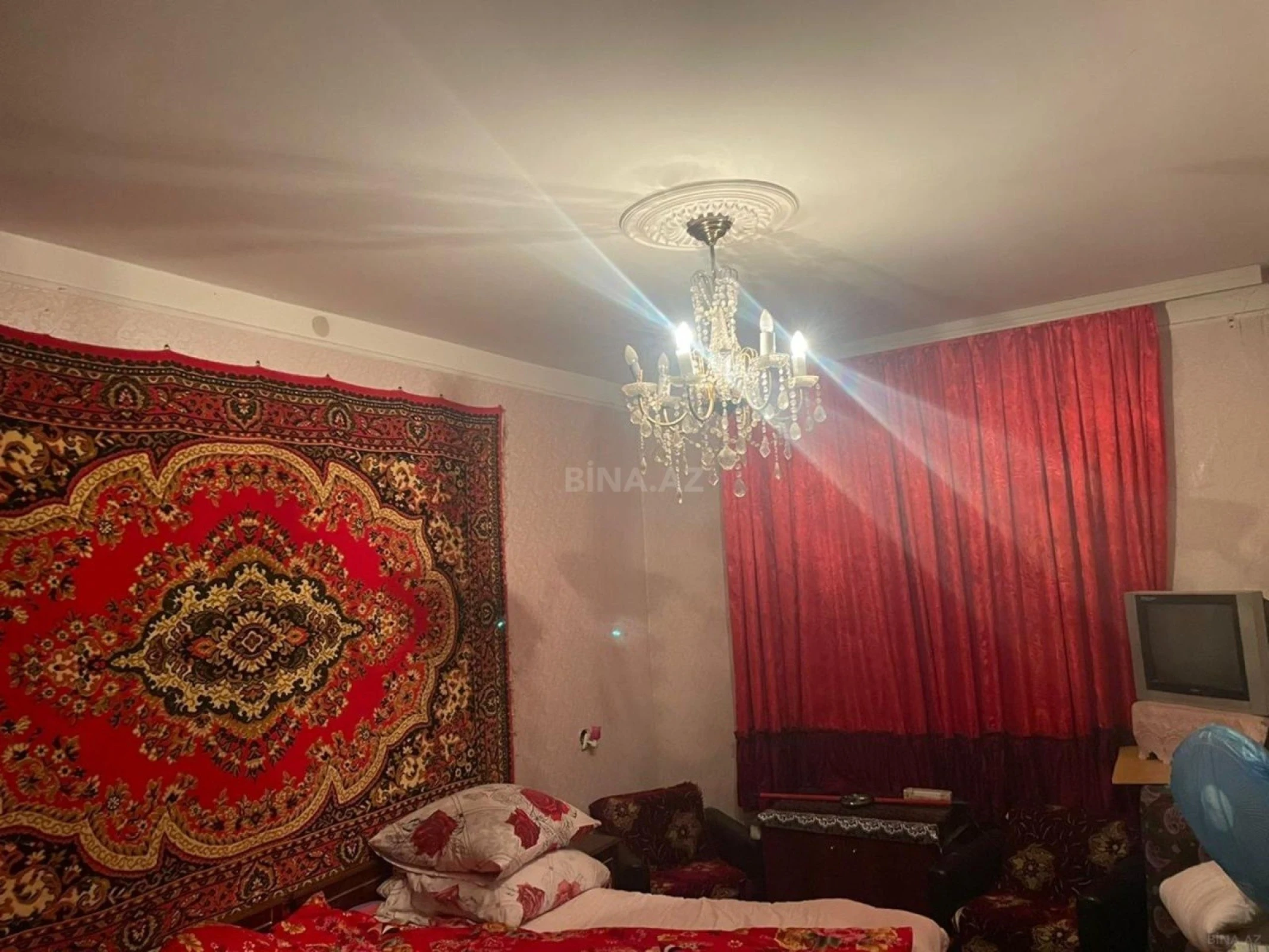 Satılır 4 otaqlı mənzil 115 m²
