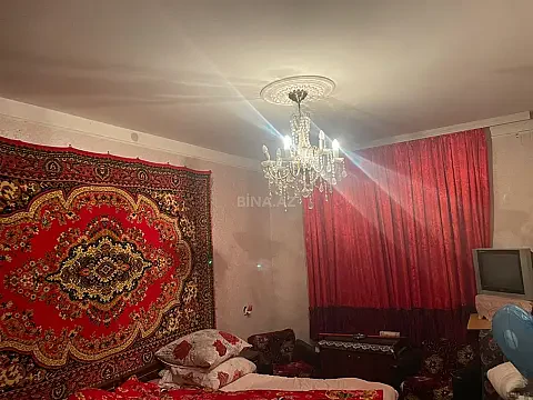 Satılır 4 otaqlı mənzil 115 m²