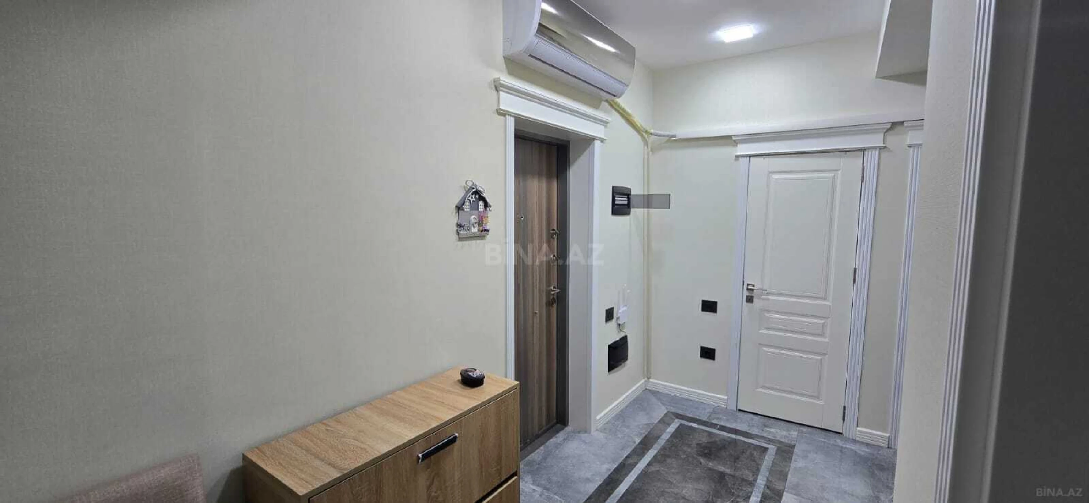 Satılır 3 otaqlı mənzil 82 m²