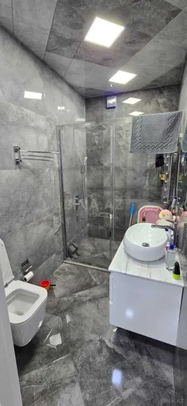 Satılır 3 otaqlı mənzil 82 m²