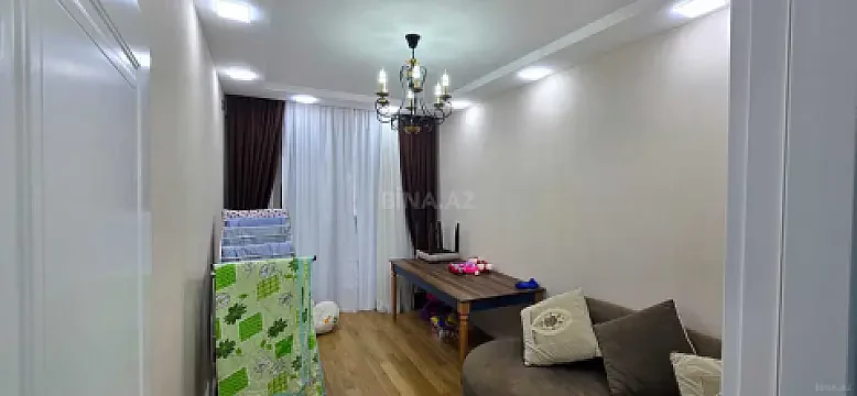 Satılır 3 otaqlı mənzil 82 m²