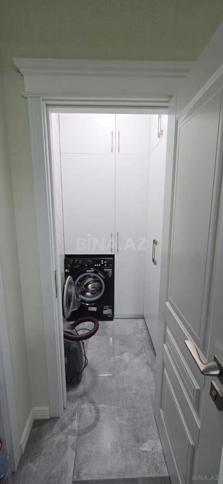 Satılır 3 otaqlı mənzil 82 m²