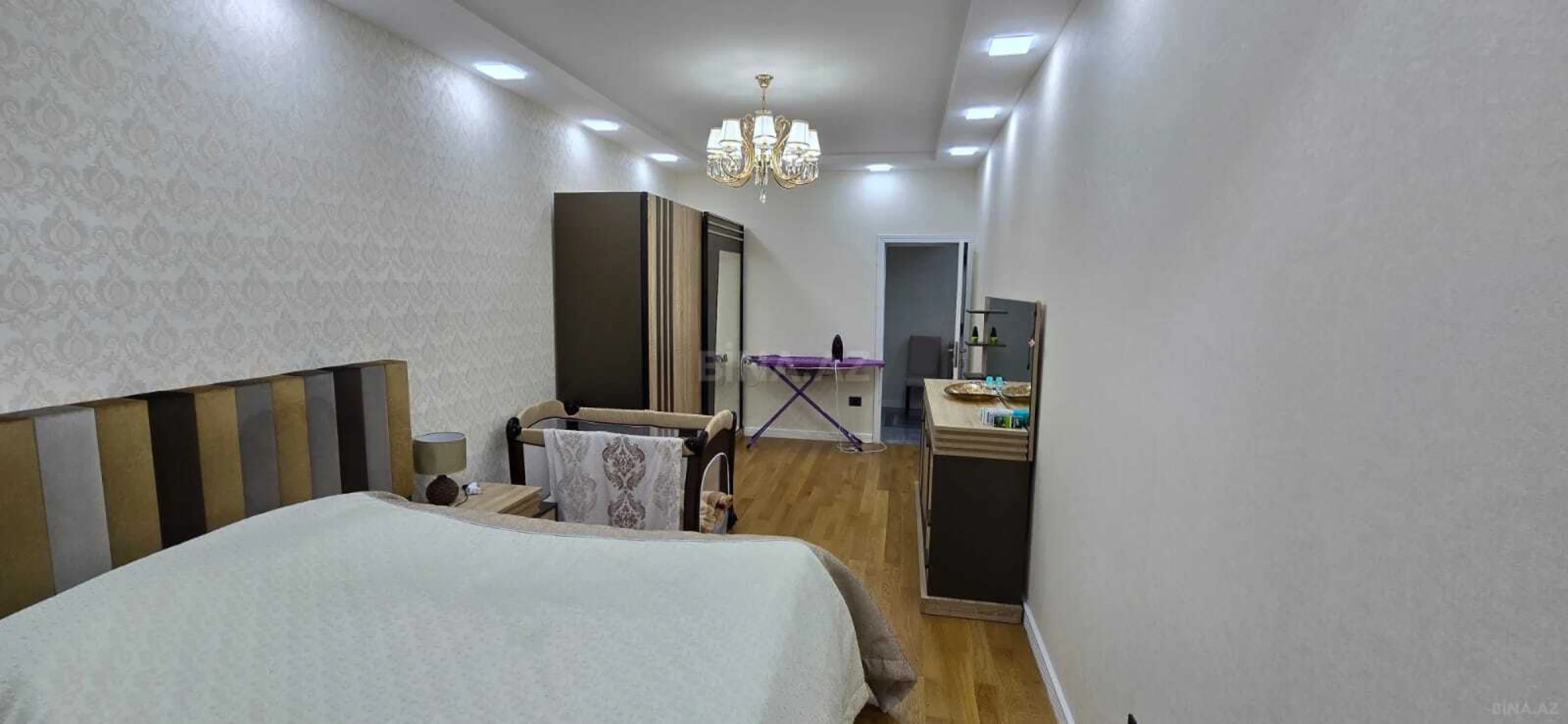 Satılır 3 otaqlı mənzil 82 m²