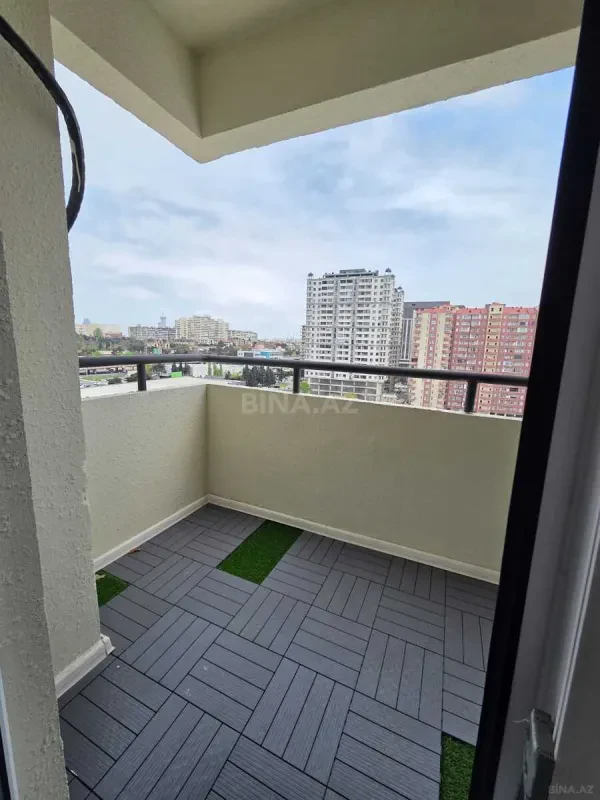 Satılır 2 otaqlı mənzil 81 m²