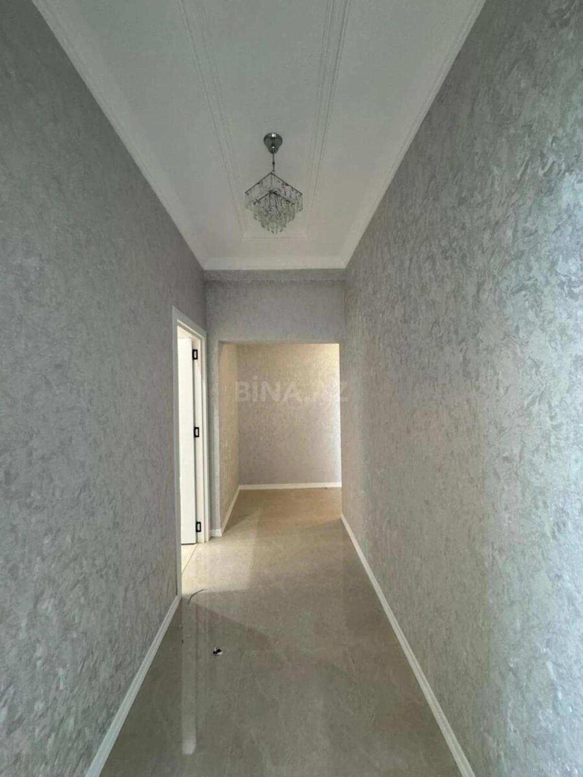 Satılır 3 otaqlı mənzil 84 m²
