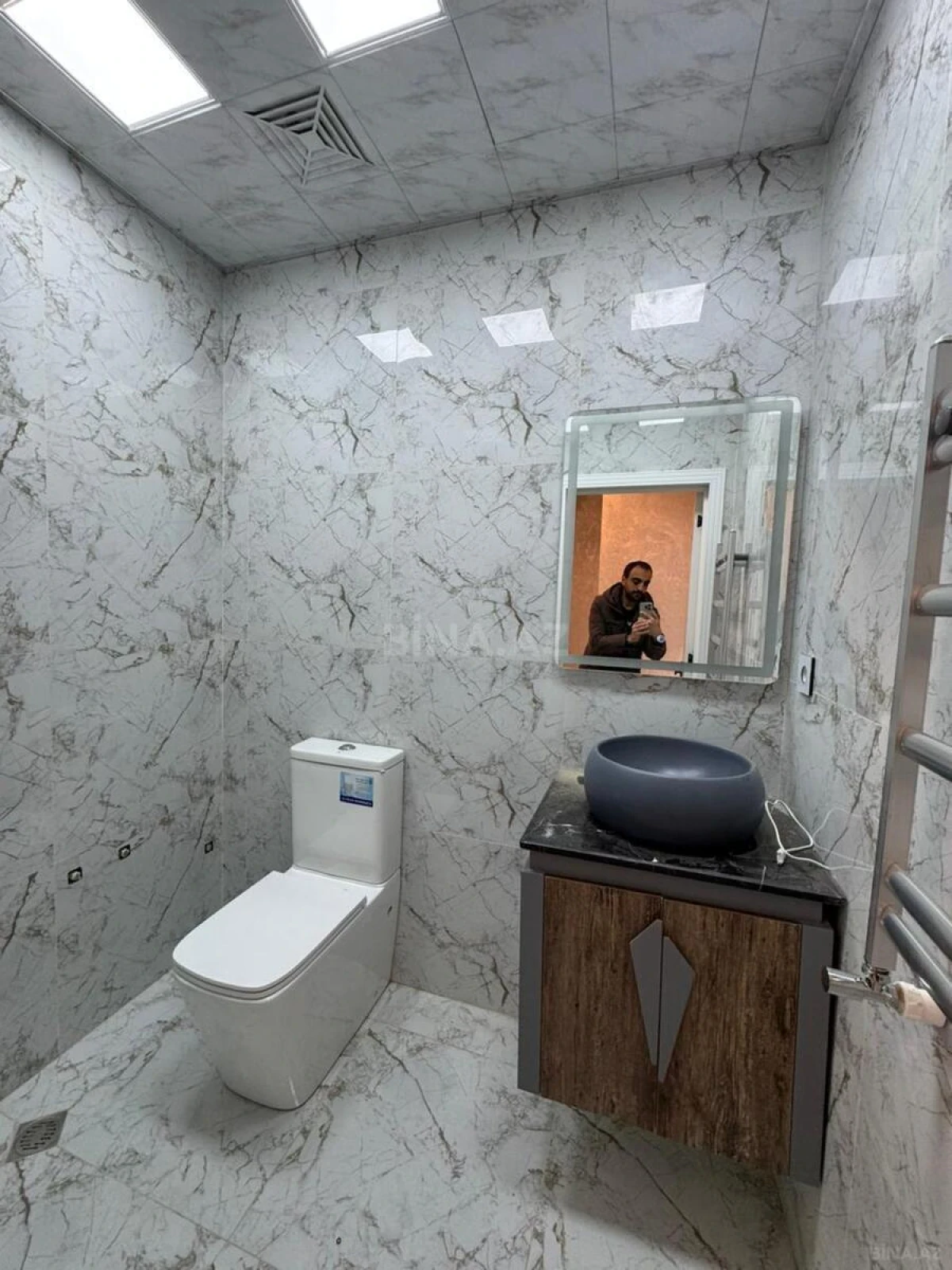 Satılır 3 otaqlı mənzil 84 m²