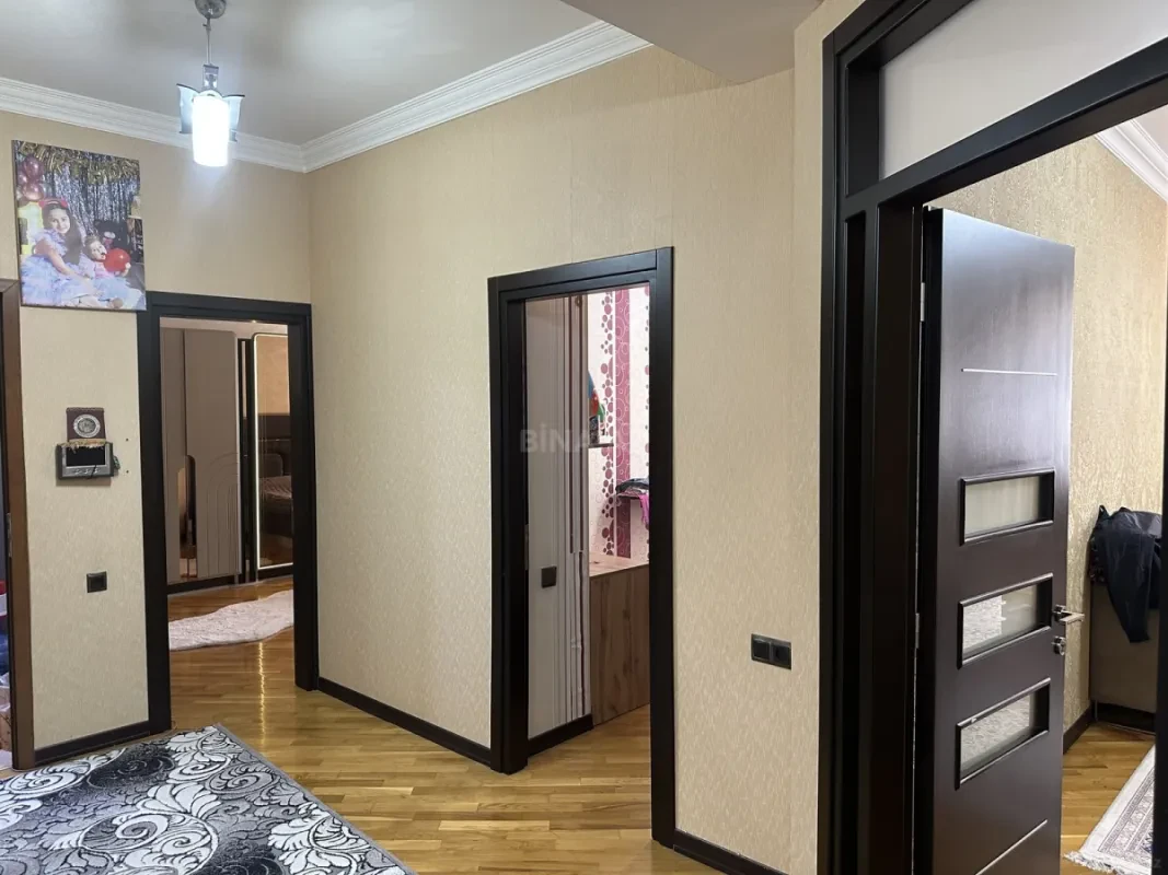 Satılır 3 otaqlı mənzil 100 m²