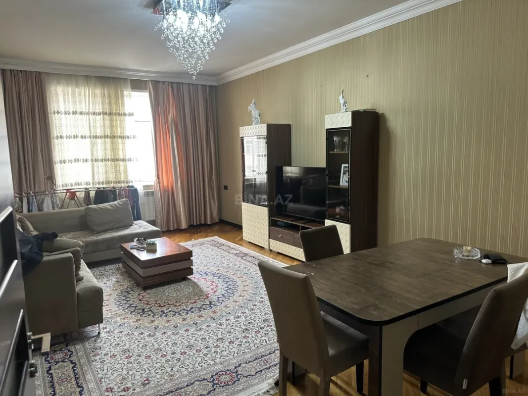 Satılır 3 otaqlı mənzil 100 m²