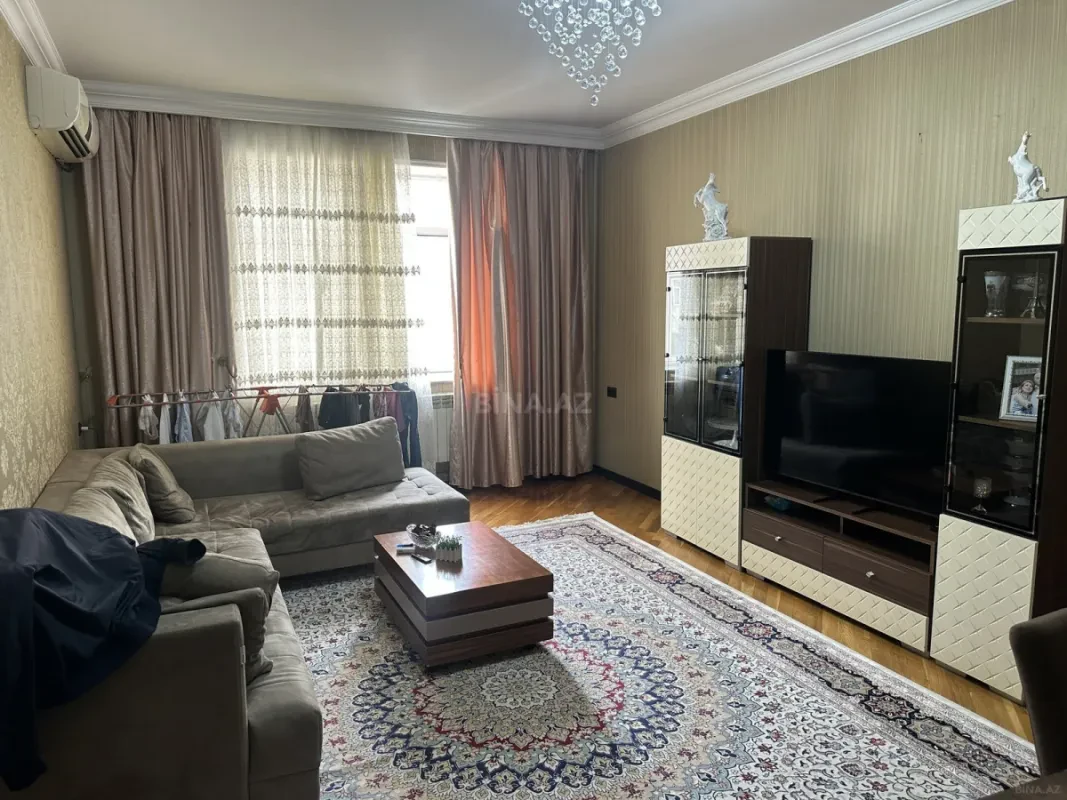 Satılır 3 otaqlı mənzil 100 m²