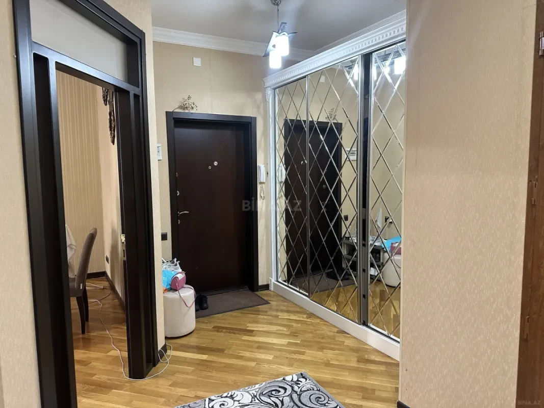 Satılır 3 otaqlı mənzil 100 m²