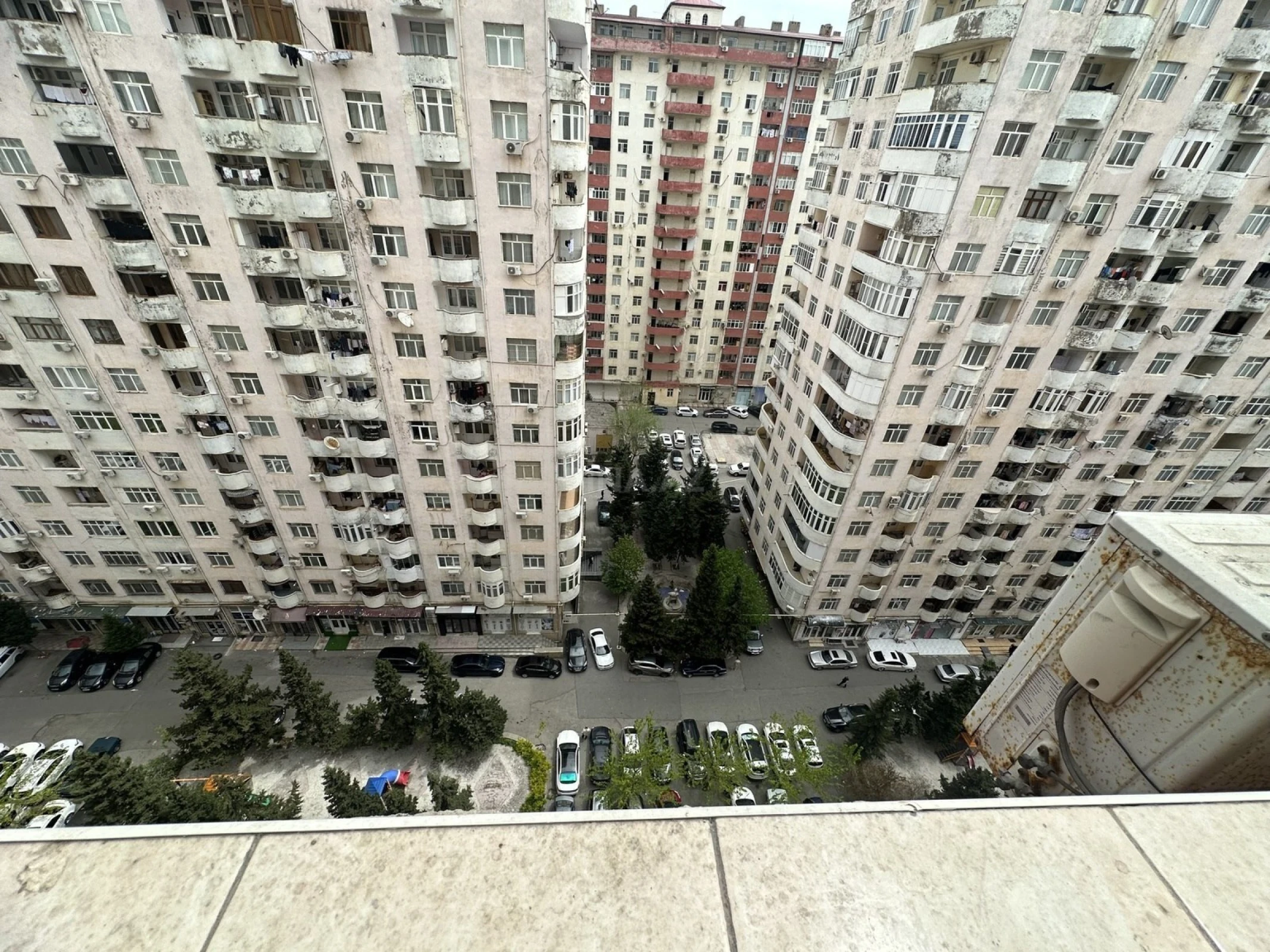 Satılır 3 otaqlı mənzil 100 m²