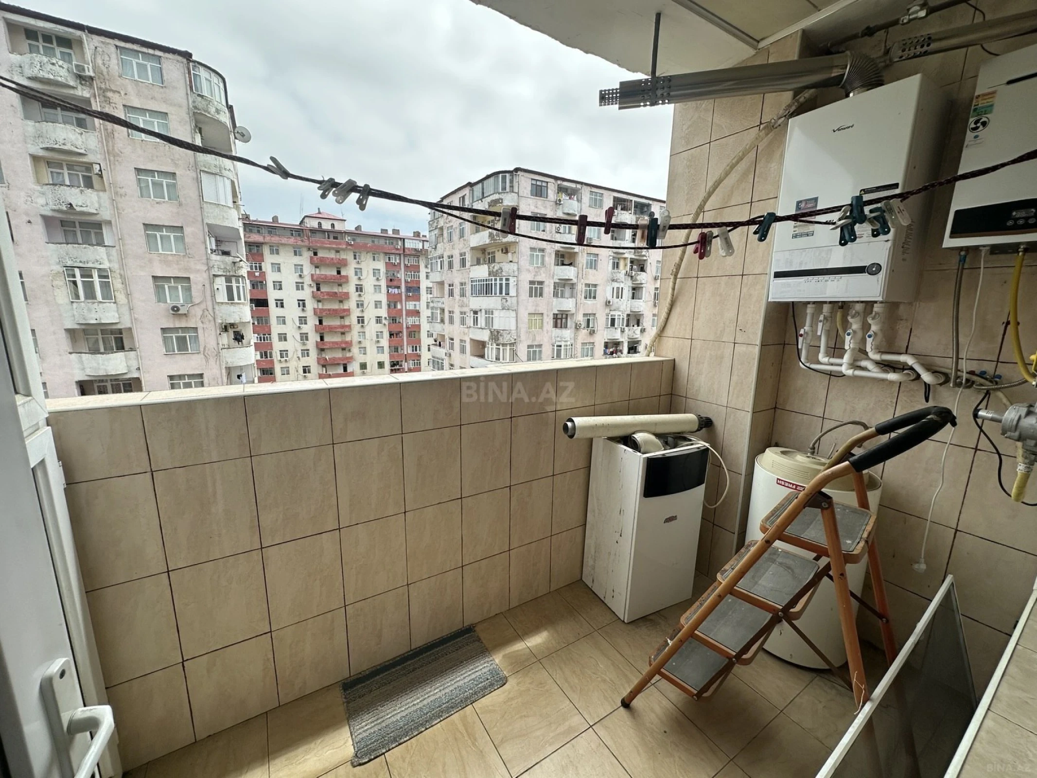 Satılır 3 otaqlı mənzil 100 m²