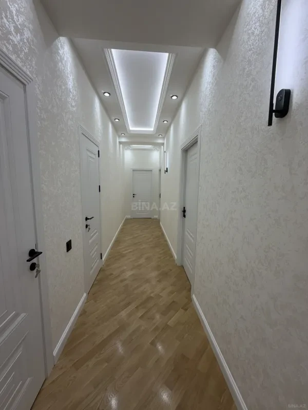 Satılır 3 otaqlı mənzil 103 m²