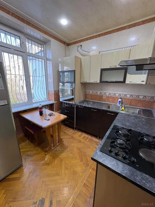 Kirayə verilir 3 otaqlı mənzil 90 m²