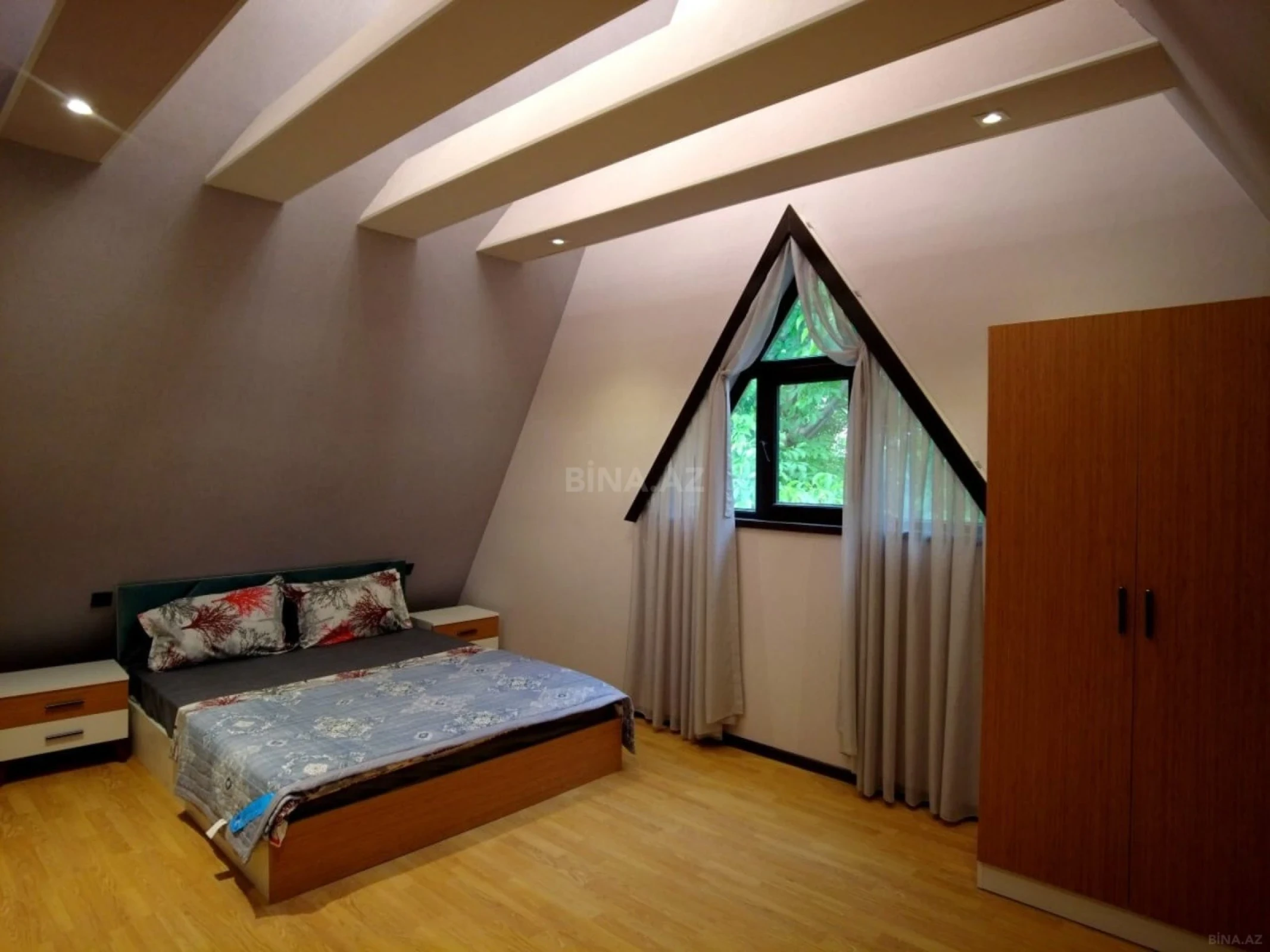 Kirayə verilir 5 otaqlı həyət evi 150 m²