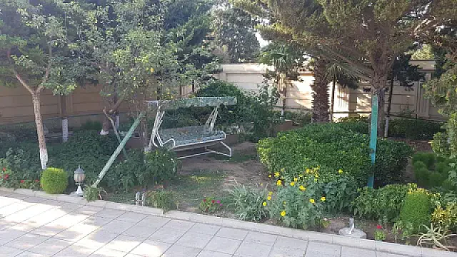 Kirayə verilir 5 otaqlı həyət evi 230 m²