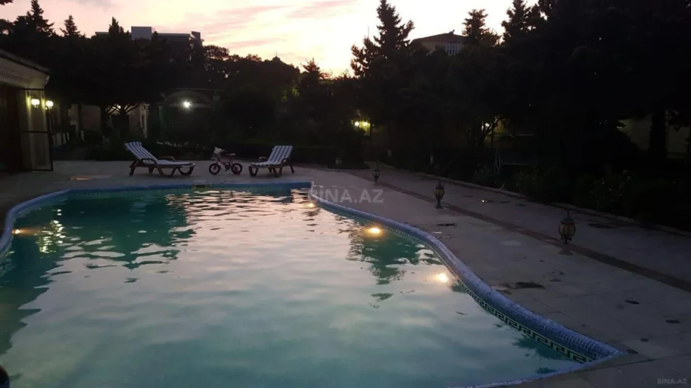 Kirayə verilir 5 otaqlı həyət evi 230 m²