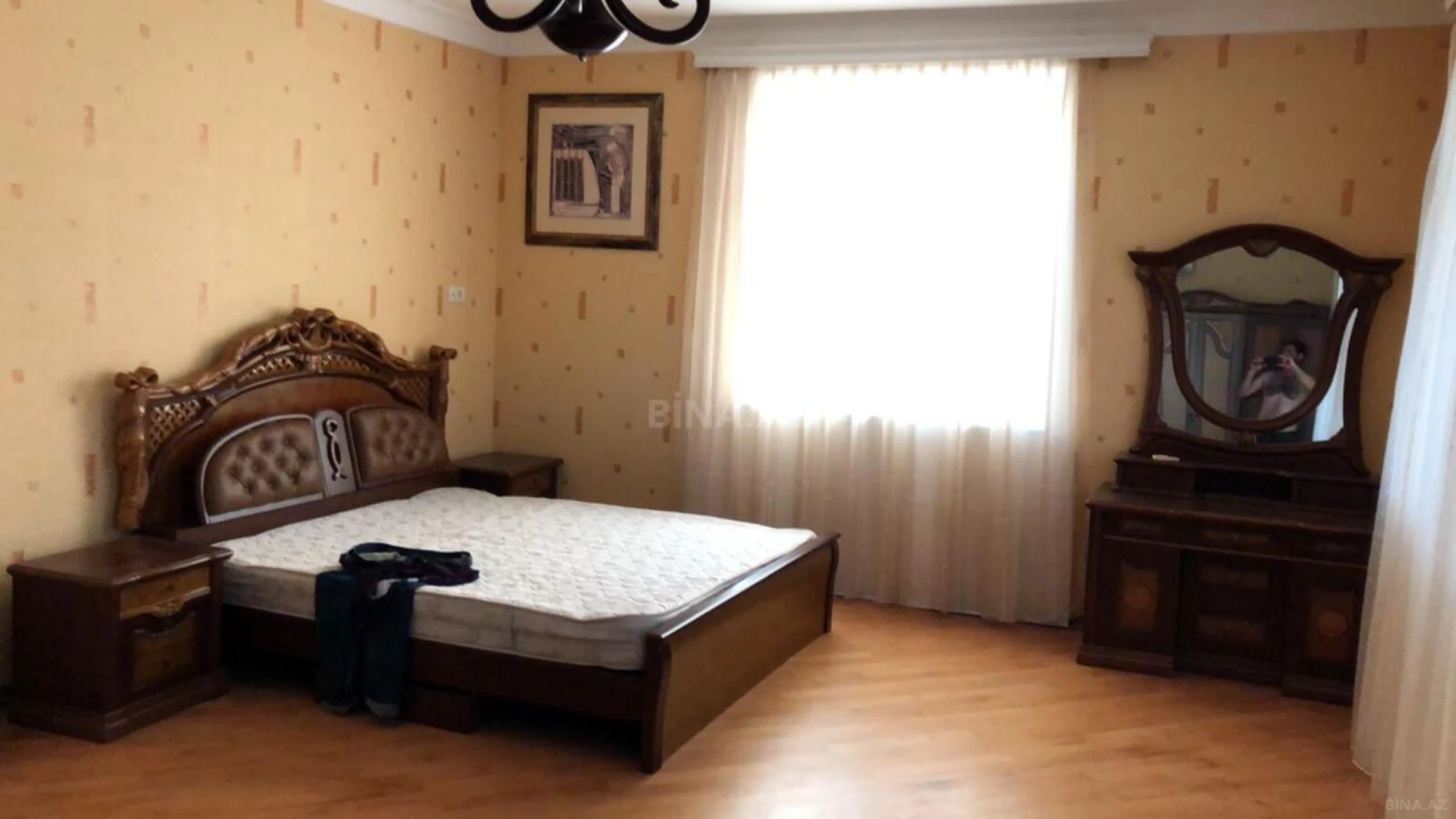 Kirayə verilir 5 otaqlı həyət evi 230 m²