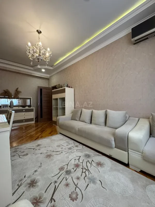 Satılır 3 otaqlı mənzil 89 m²