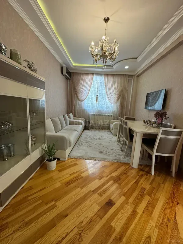 Satılır 3 otaqlı mənzil 89 m²