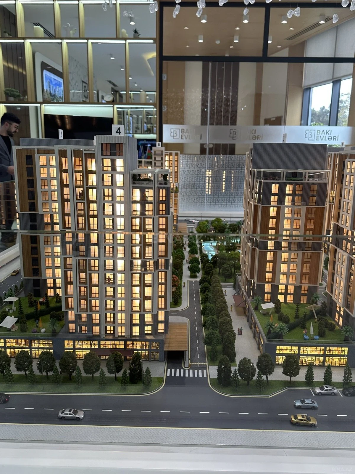 Satılır 2 otaqlı mənzil 80.4 m²
