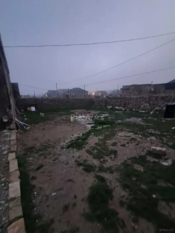 Satılır 3 otaqlı həyət evi 100 m²
