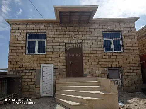 Satılır 3 otaqlı həyət evi 100 m² — Bakı 3 otaq 100.00 m²