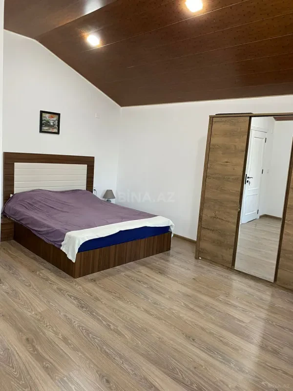 Kirayə verilir 4 otaqlı həyət evi 200 m²