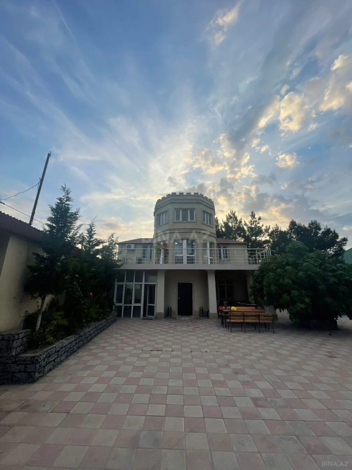 Kirayə verilir 4 otaqlı həyət evi 200 m²
