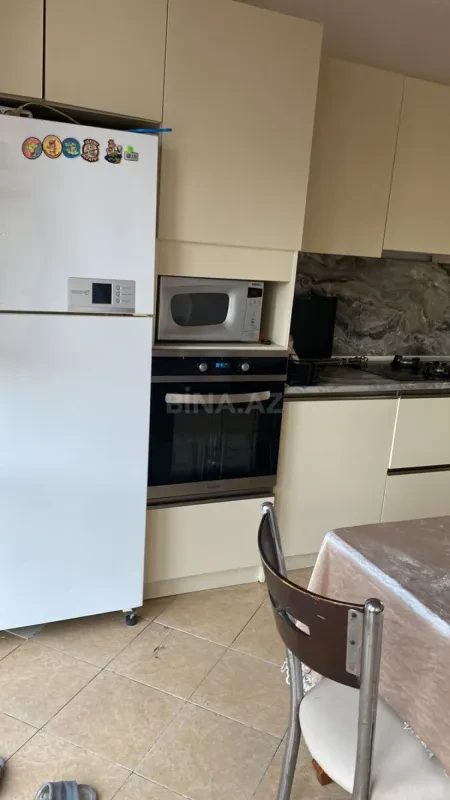 Kirayə verilir 4 otaqlı həyət evi 200 m²