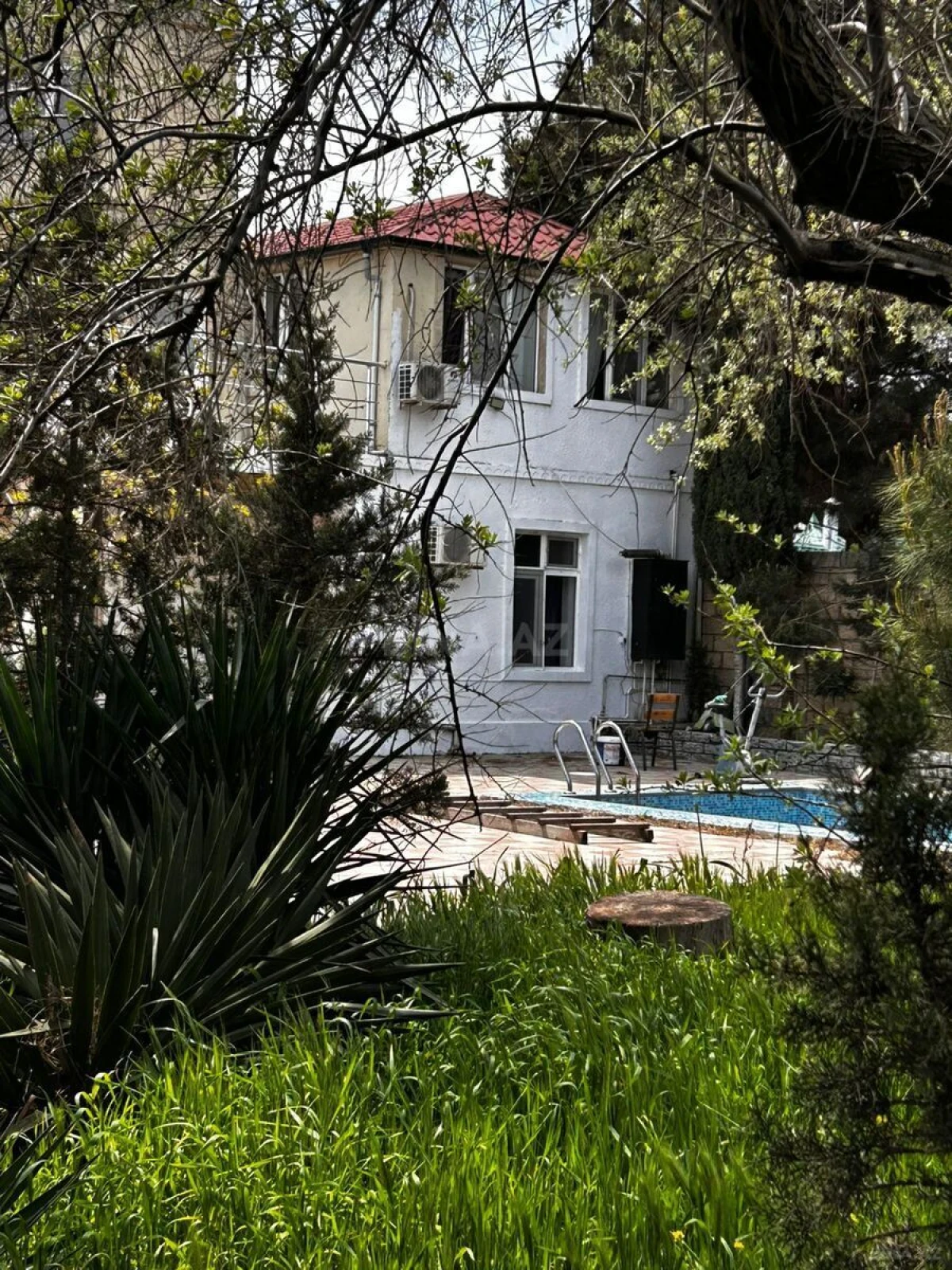 Kirayə verilir 4 otaqlı həyət evi 200 m²