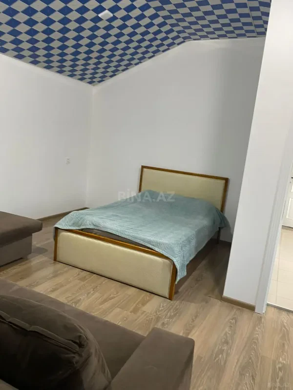Kirayə verilir 4 otaqlı həyət evi 200 m²