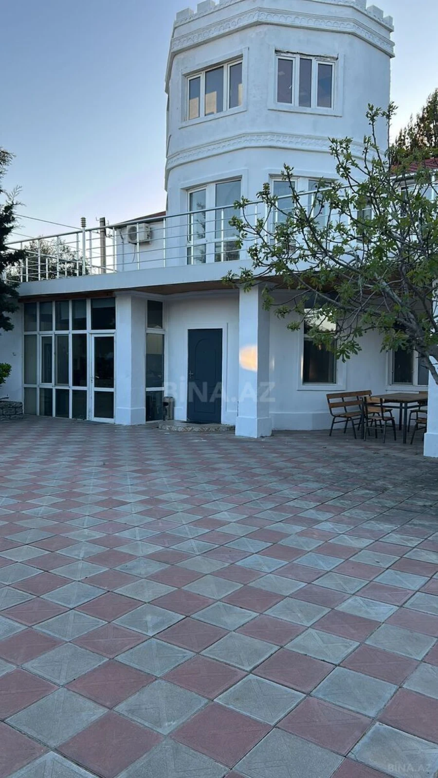 Kirayə verilir 4 otaqlı həyət evi 200 m²