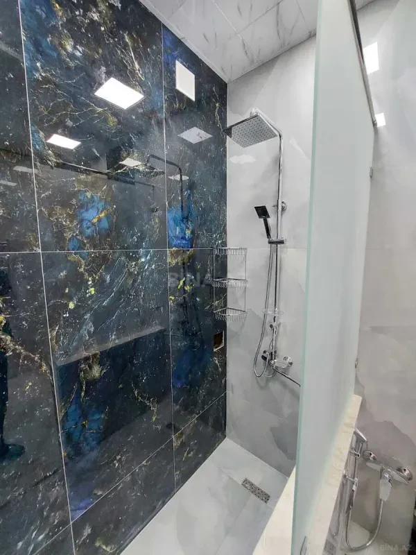 Kirayə verilir 3 otaqlı mənzil 120 m²