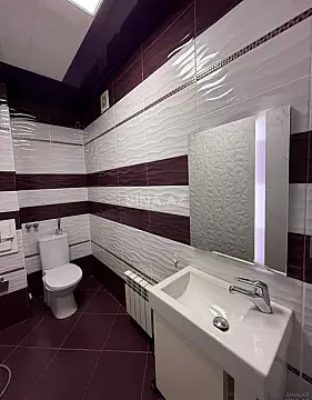 Kirayə verilir 3 otaqlı mənzil 130 m²