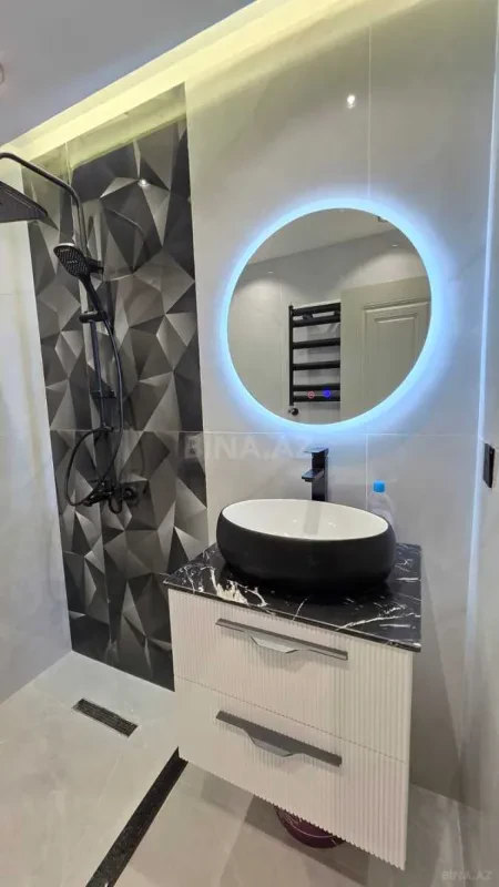 Satılır 2 otaqlı mənzil 56 m²