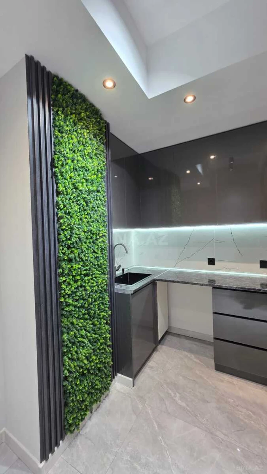 Satılır 2 otaqlı mənzil 56 m²