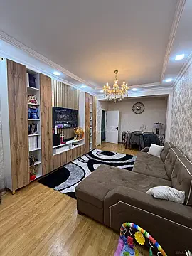 Satılır 3 otaqlı mənzil 110 m²