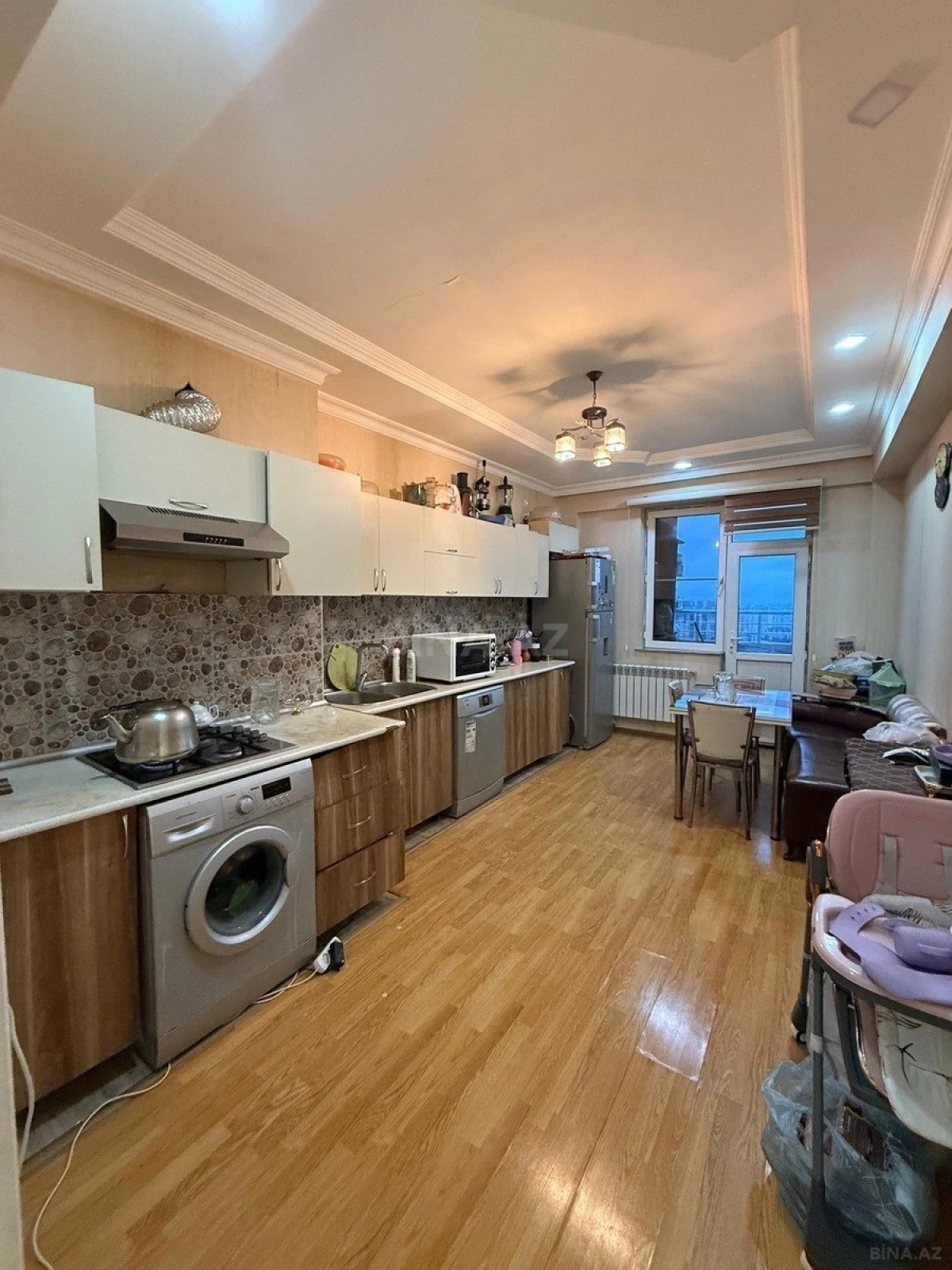 Satılır 3 otaqlı mənzil 110 m²