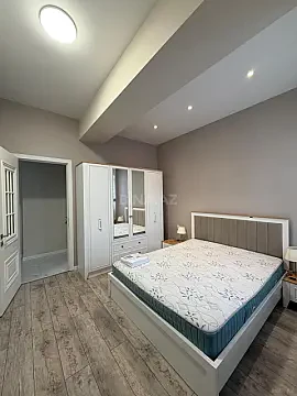 Kirayə verilir 2 otaqlı mənzil 70 m²