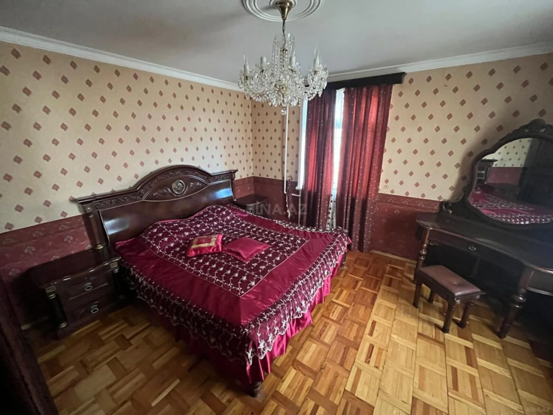 Kirayə verilir 5 otaqlı həyət evi 230 m²