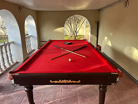 Kirayə verilir 5 otaqlı həyət evi 230 m²
