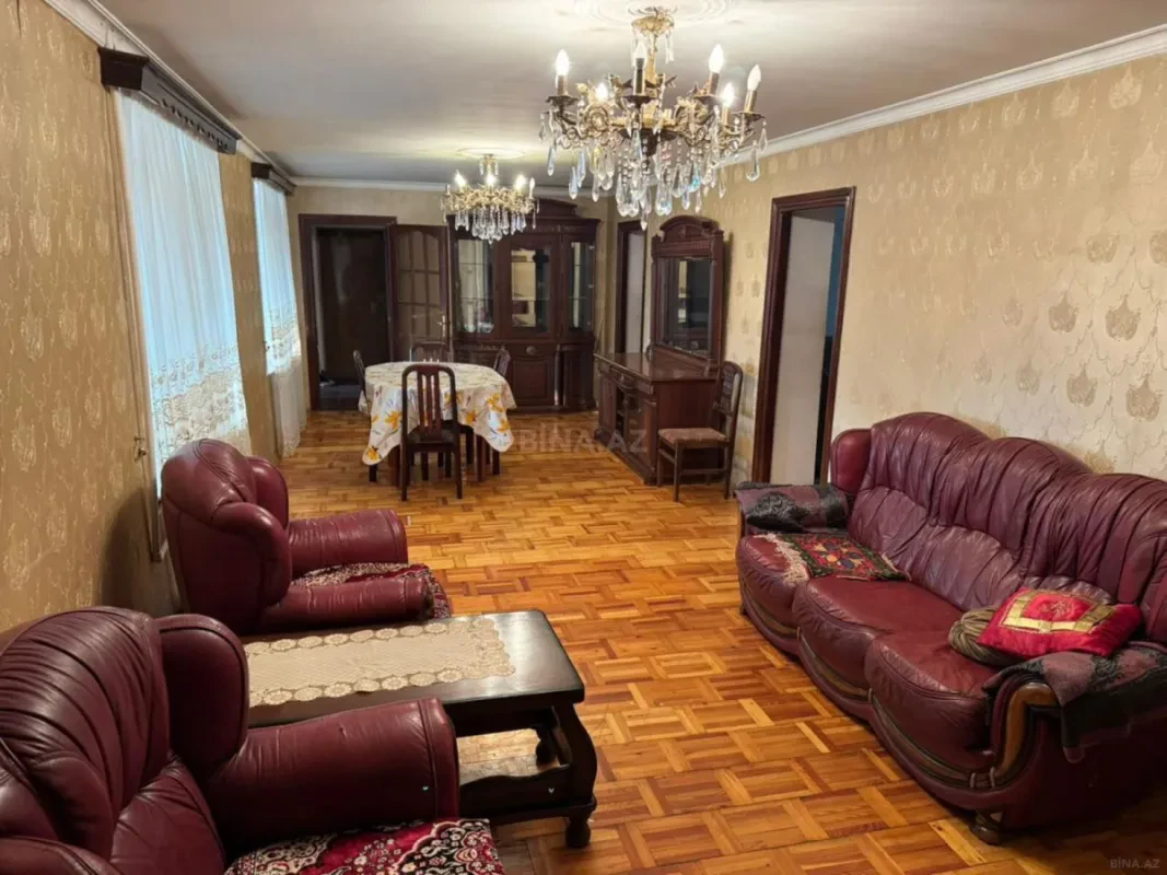 Kirayə verilir 5 otaqlı həyət evi 230 m²